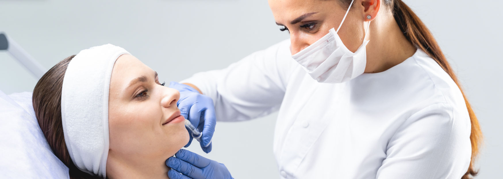 Using Dermal Fillers Under Eyes To Remove Under-Eye Hollows Image