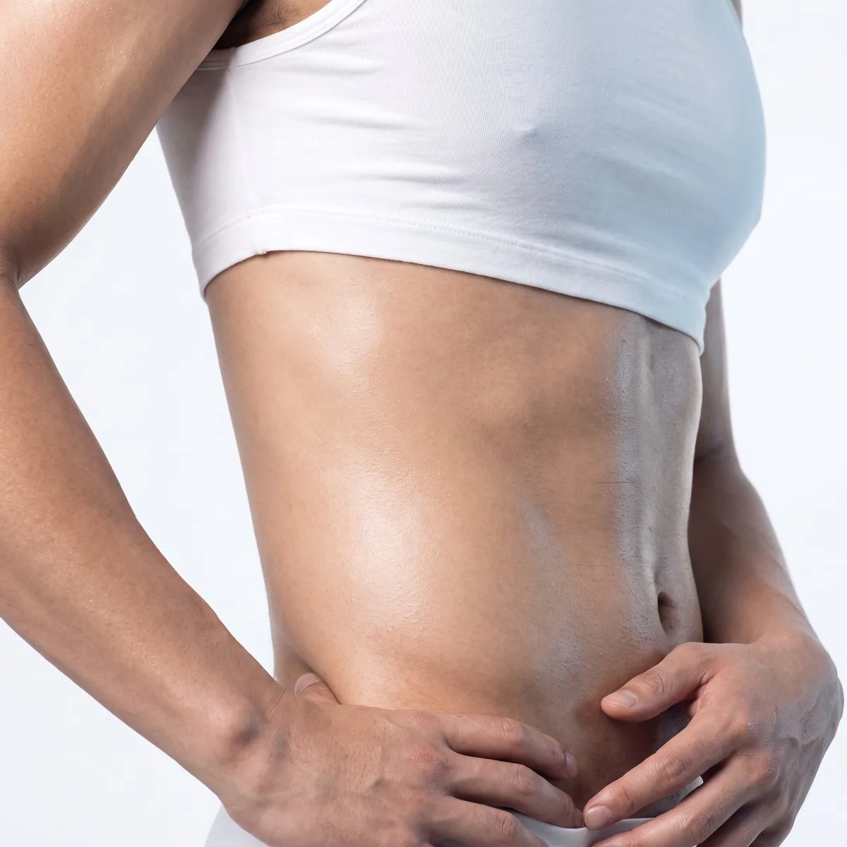 Close-up of the waist and flanks after CoolSculpting at BHRC